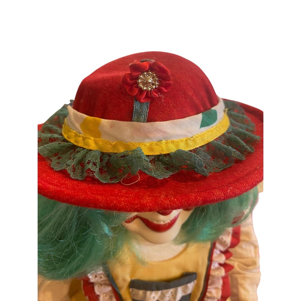 Vintage Center Ring Collection Mama Clown Porcelain Doll 15" Hair W/ Hat - Picture 8 of 9